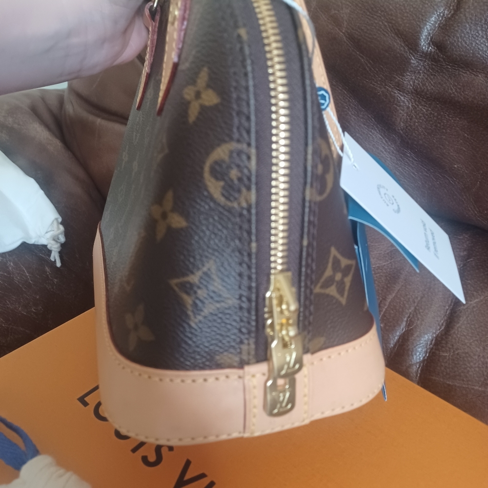 Louis Vuitton alma bb - Picture 5 of 17